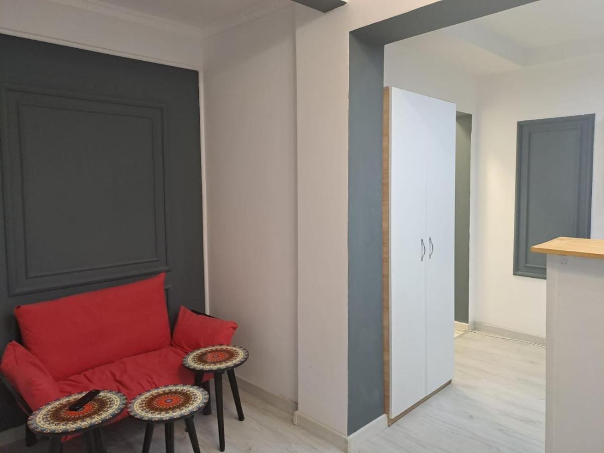 Апартаменты Deluxe Studio Oldtown Бухарест Экстерьер фото