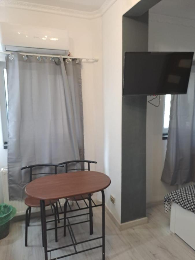 Апартаменты Deluxe Studio Oldtown Бухарест Экстерьер фото
