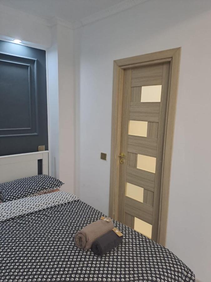Апартаменты Deluxe Studio Oldtown Бухарест Экстерьер фото